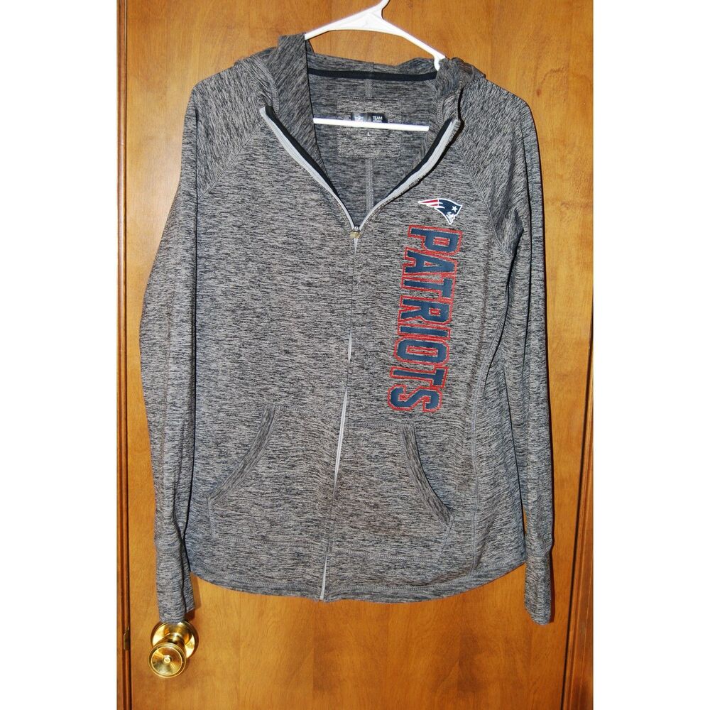 PATRIOTS NFL TEAM APPAREL LADIES SIZE LARGE GREY ZIP UP